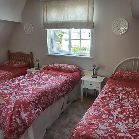 124 ,Castlelawn Heights, Headford Road Galway Homestay エクステリア 写真