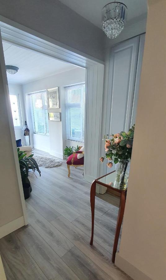 124 ,Castlelawn Heights, Headford Road Galway Homestay エクステリア 写真